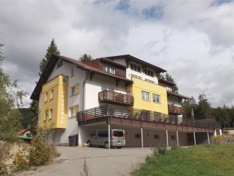 Dům