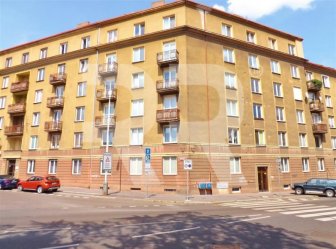 Pronájem bytu v širším centru 1+1, 45 m2, Lounských, Praha 4