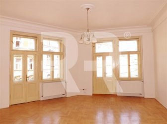Pronájem bytu 2+1 se dvěma balkony, 82 m2, Orebitská, Praha 3 - Žižkov