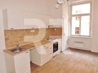 Pronájem bytu po rekonstrukci 1+1, 34 m2, Orebitská, Praha 3 - Žižkov