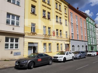 Na pronájem dvoupodlažní prostor k podnikání (kanceláře), 128m2, Svatoslavova, Praha 4 - Nusle