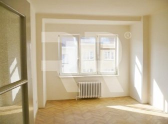 Pronájem 1+kk po rekonstrukci, 30 m2, Žateckých, Praha 4 - Nusle